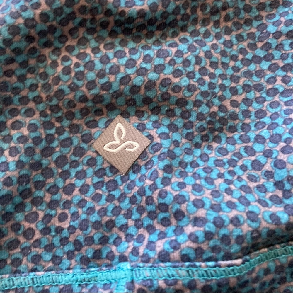 Prana Workout Pants - Picture 5 of 5